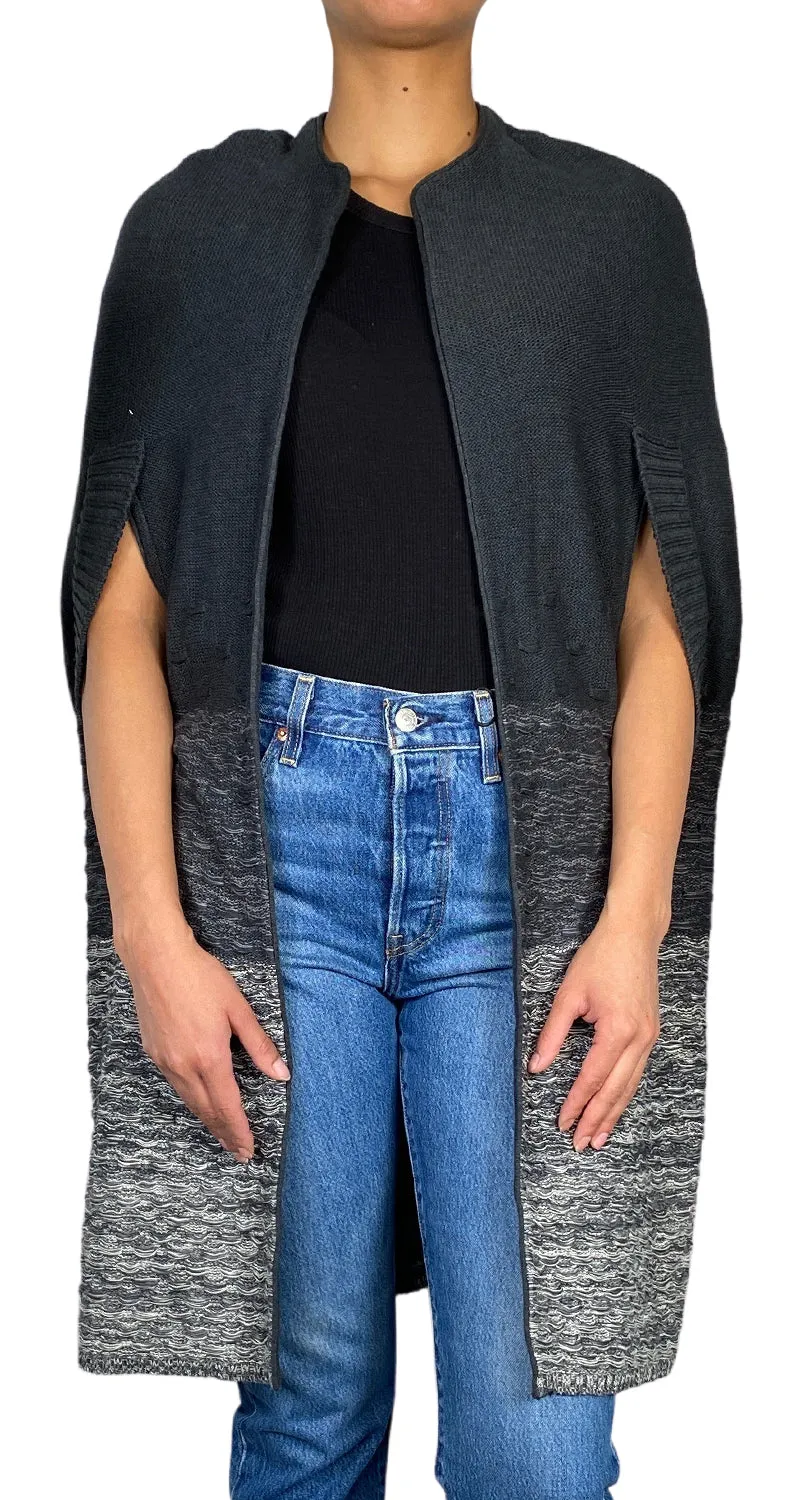 ANUSHKA ELLIOT Capa Gris