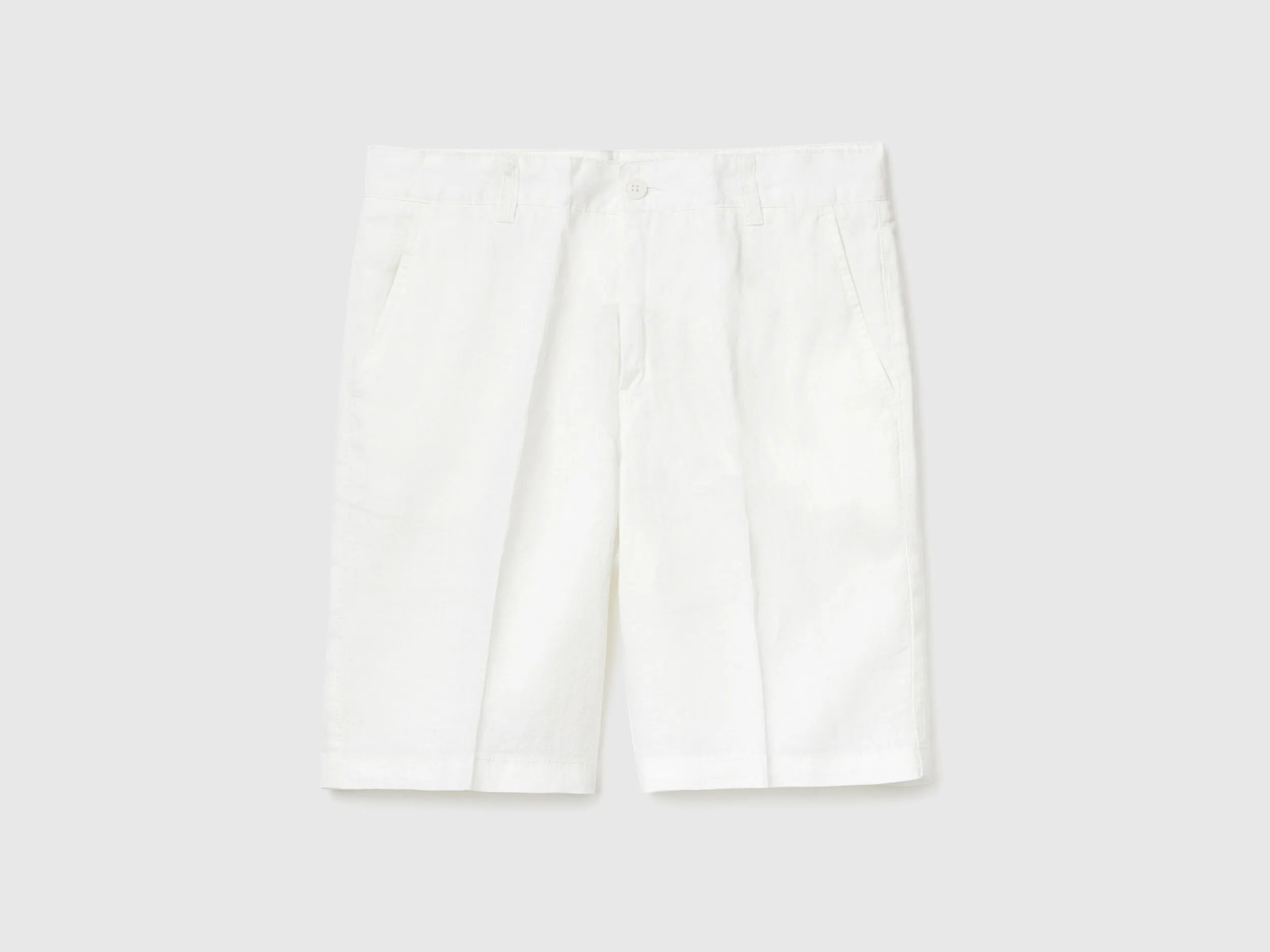 Bermudas de puro lino