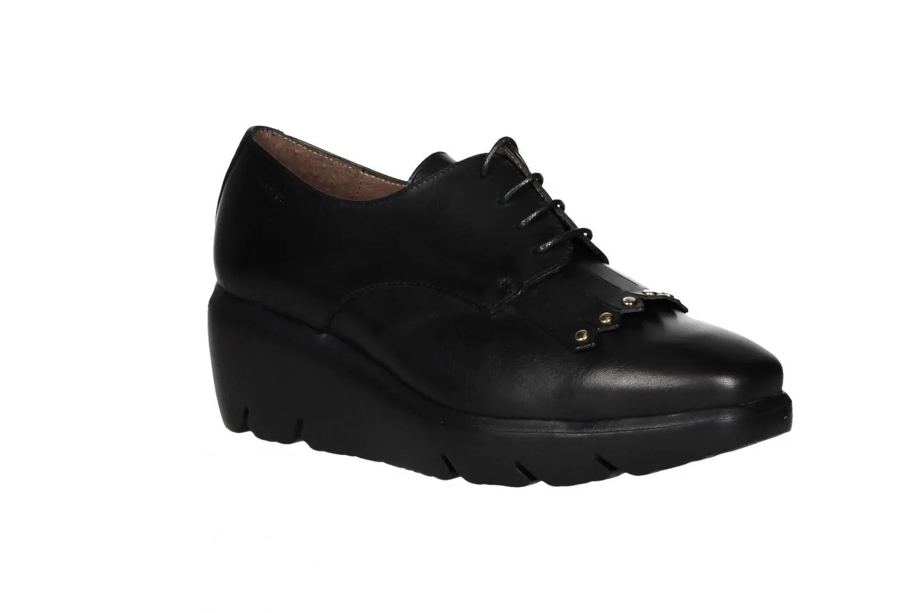 Blucher Piel Negro Flecos Tachas
