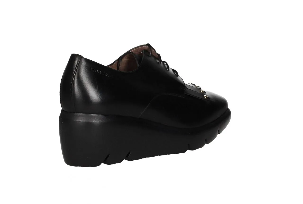 Blucher Piel Negro Flecos Tachas