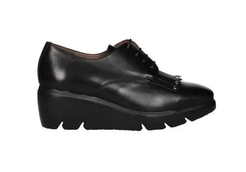 Blucher Piel Negro Flecos Tachas