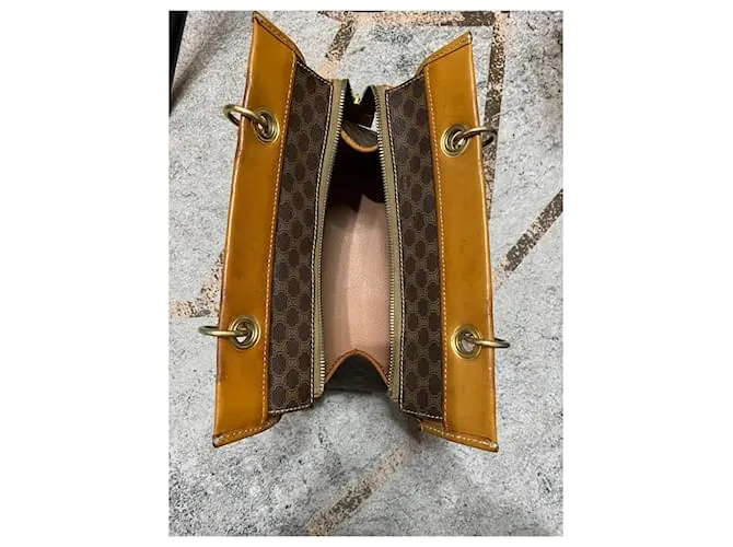 Céline triunfo Marrón oscuro 