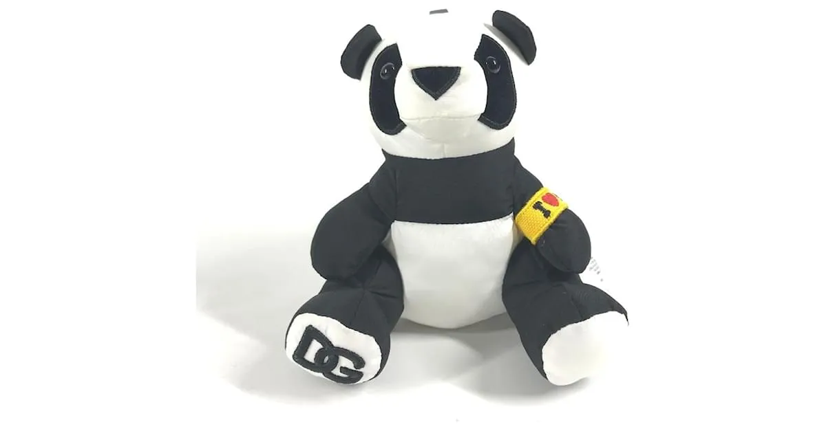 Llavero Dolce & Gabbana Panda Jujutsu Kaisen Collaboration Negro Blanco 