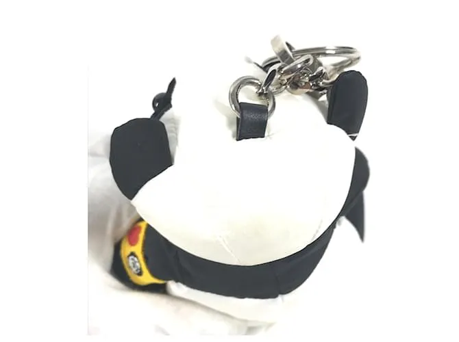 Llavero Dolce & Gabbana Panda Jujutsu Kaisen Collaboration Negro Blanco 