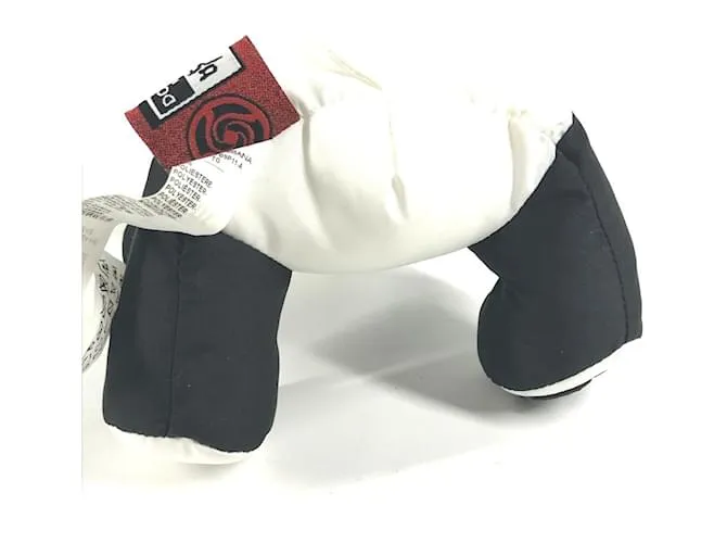 Llavero Dolce & Gabbana Panda Jujutsu Kaisen Collaboration Negro Blanco 