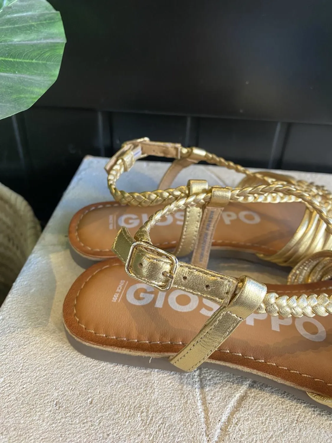 Sandalia Gioseppo Aidone 71745 Oro