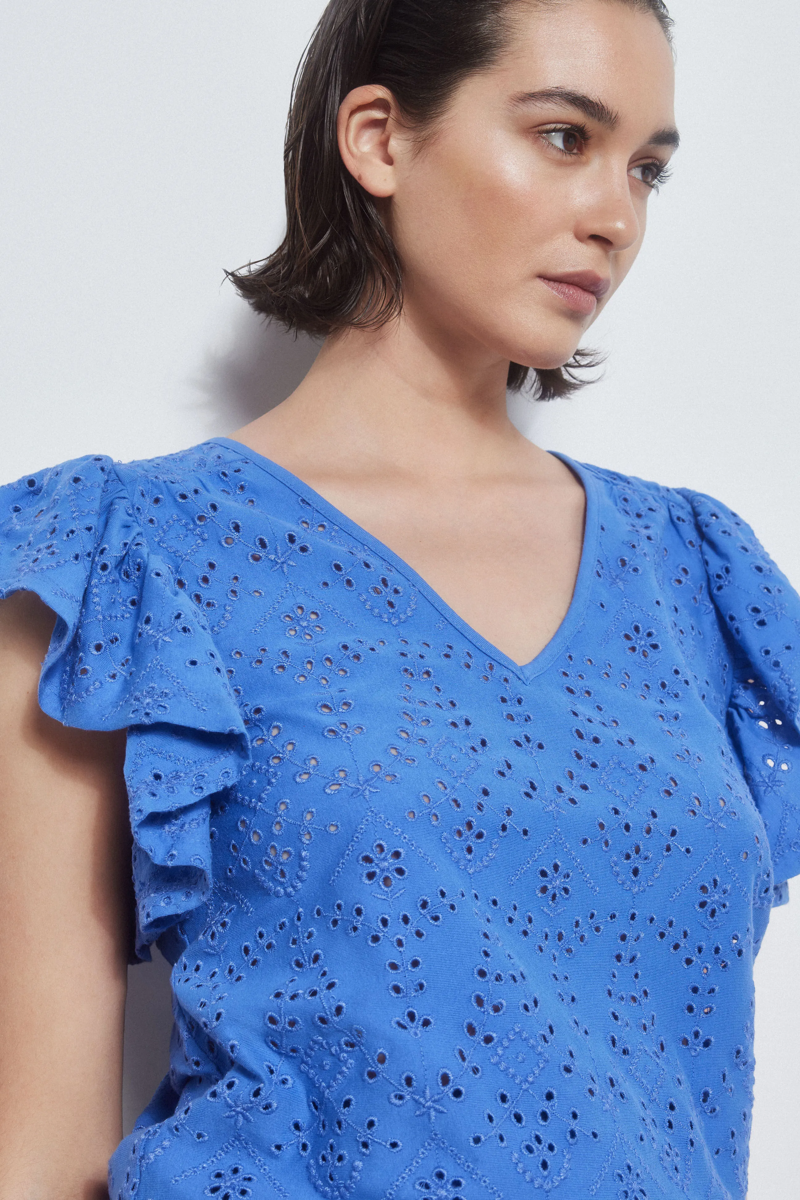 VNECK TSHIRT WITH RUFFLE