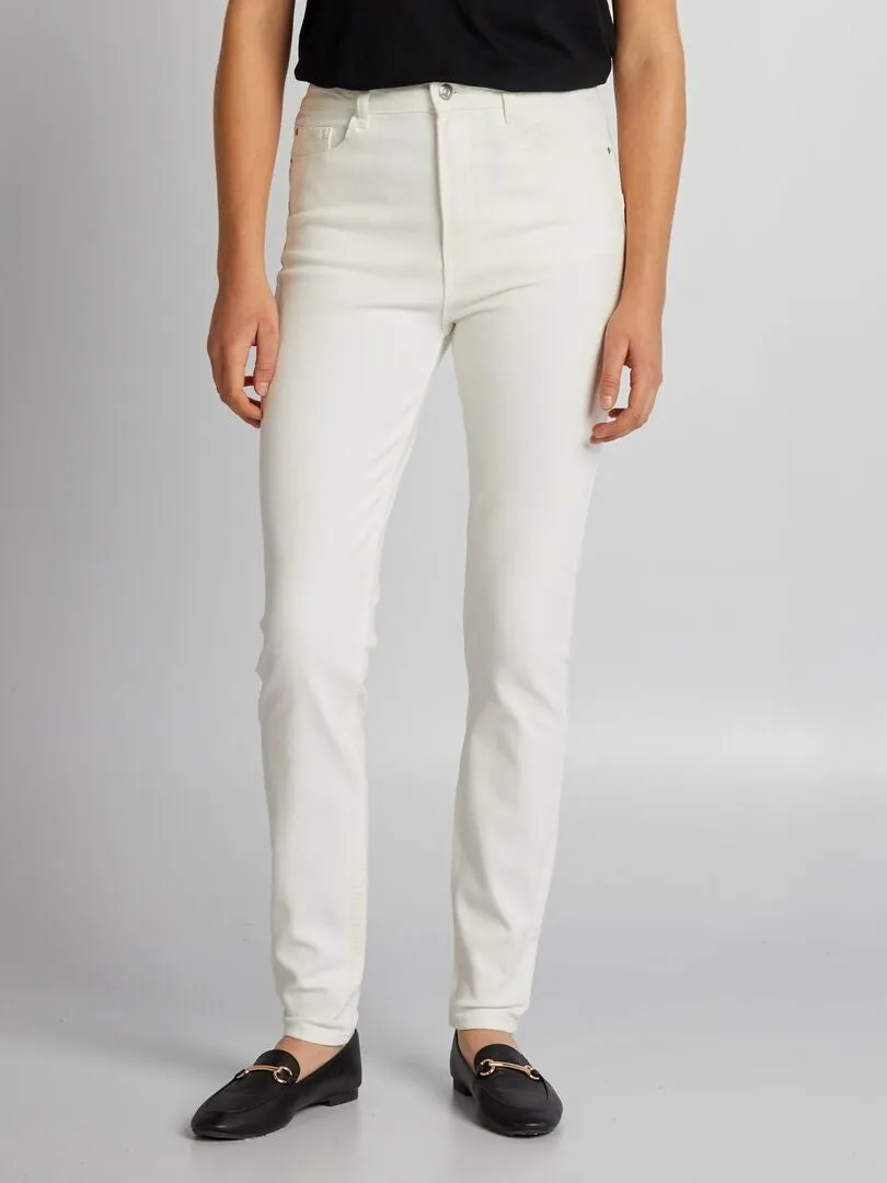 VAQUERO SKINNY DE TIRO ALTO  L30  BLANCO